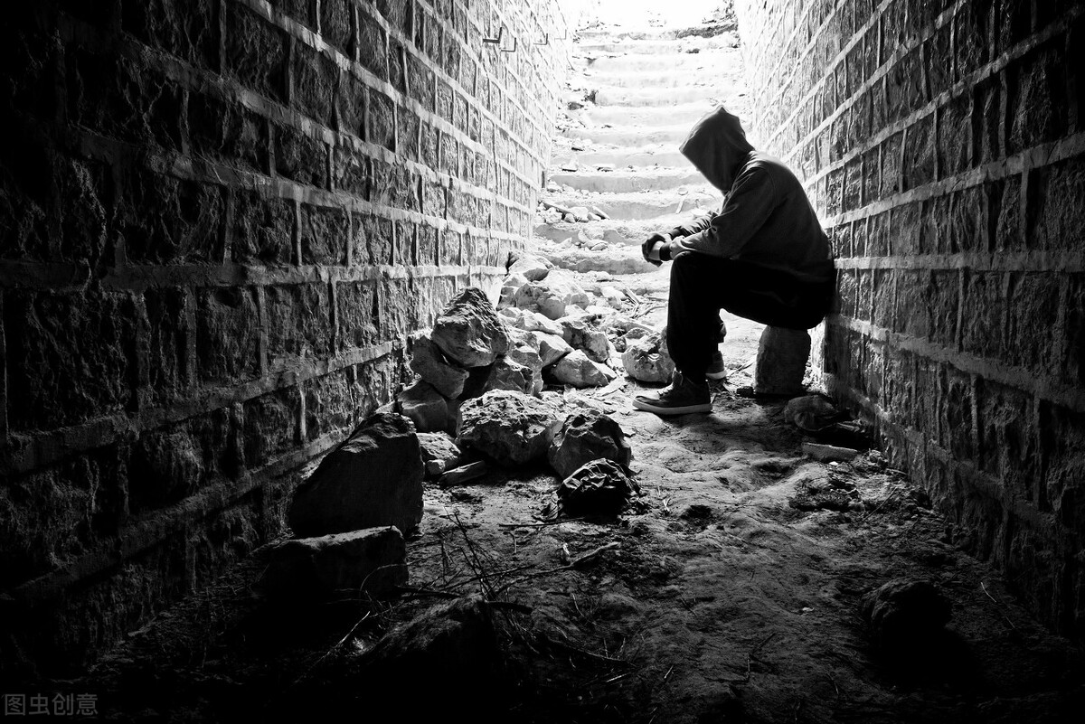 爸妈吵架时我该怎么办,爸妈老是吵架我好像得了抑郁症