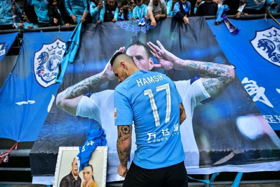 贝尼特斯大连人表现,贝尼特斯来大连