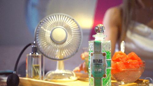 次元壁破了！轩尼诗酒吧X国民六神，竟出了个“花露水鸡尾酒”