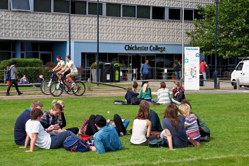英国高中留学学习太差怎么办,英国留学应该避免哪些误区