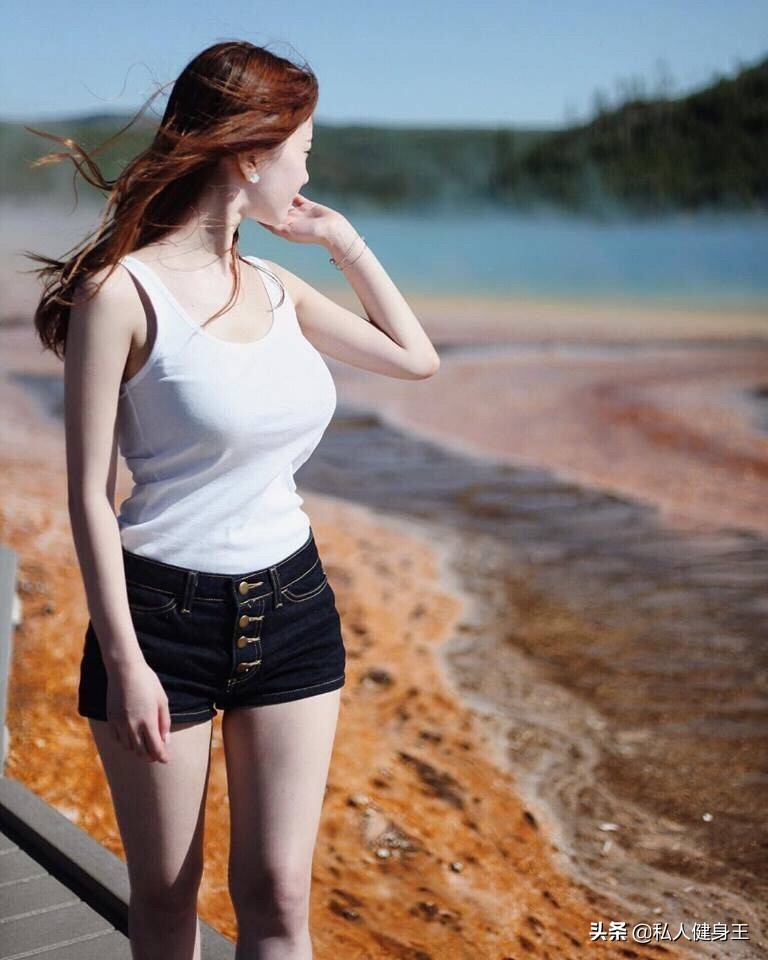 哑铃六个动作高效练粗手臂,哑铃6个动作练全身