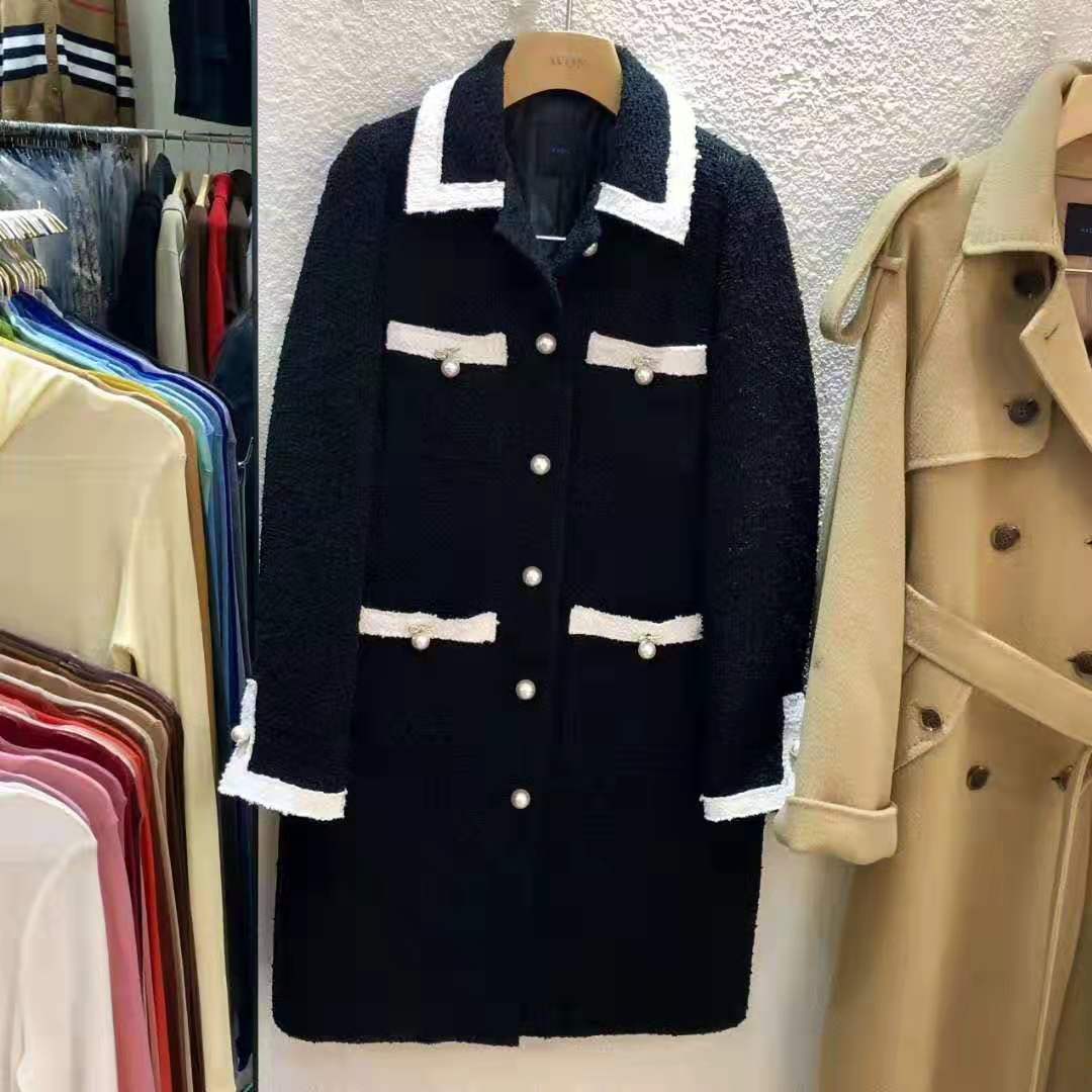 2018年韩国爆火的红蓝两边外套,韩国最新外套穿搭