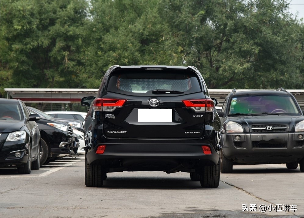 2017款汉兰达与冠道370哪个油耗低,汉兰达五座和冠道哪个好