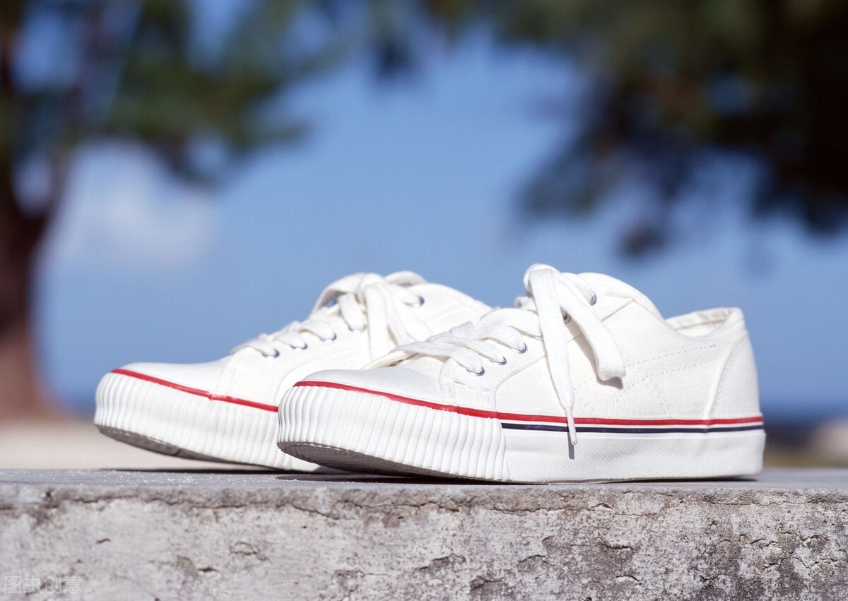 早上起床55公斤中午56公斤,早晨51.6公斤晚上52.9公斤