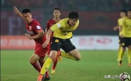 鲁能足球学校u19梯队试训视频,山东鲁能09梯队试训