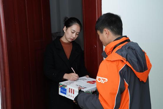 营收涨了成本降了，水果同城当日达，淘宝双12只因她多做一件事