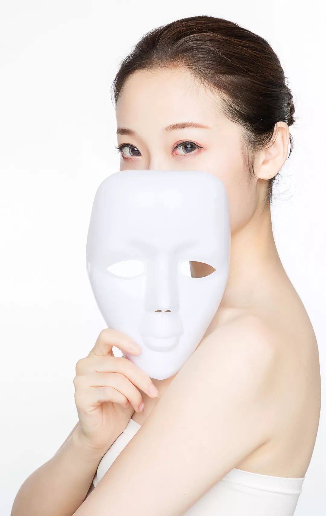 眼部护理的正确步骤和方法,眼部护理真的太重要了