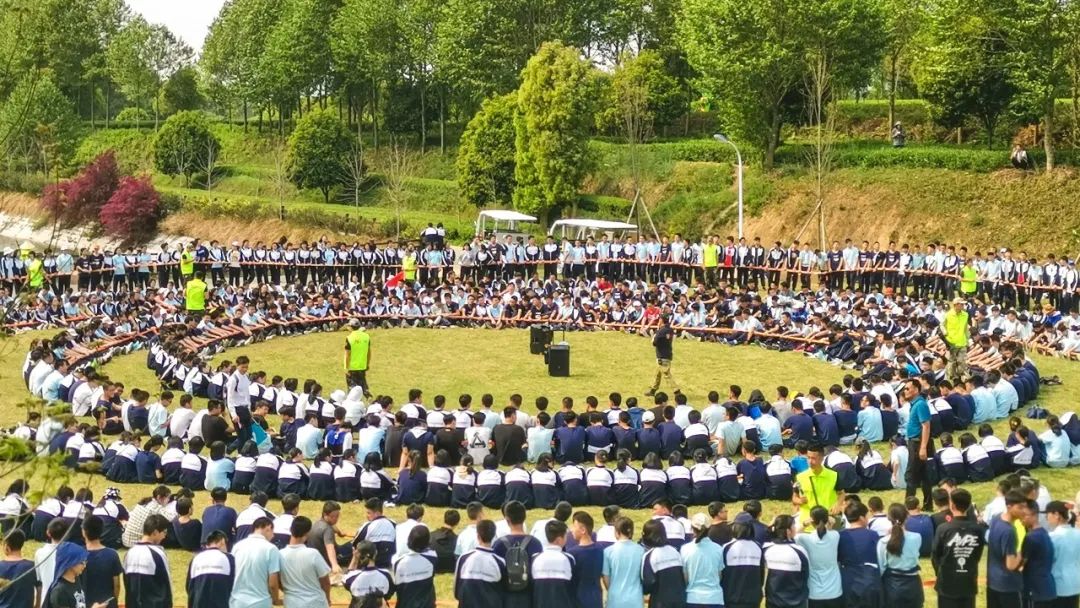 青年毛主席，榜首进一中！他曾就读的长沙市一中究竟有多牛？