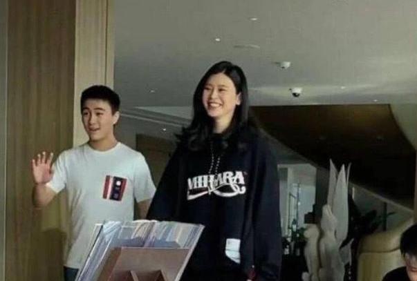 奚梦瑶生下长孙分到家产了吗,奚梦瑶生下赌王长孙有什么优势