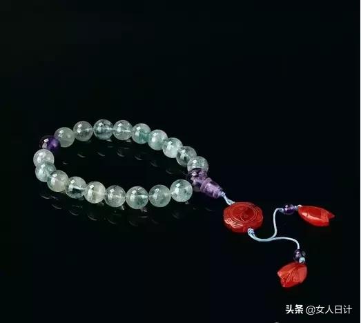 最适合穷人玩的5种手串,土豪看价值连城的东西