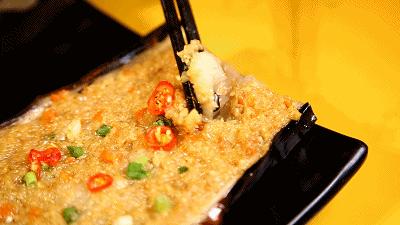 这家球迷必打卡胜地赢了！用牛蝎子锅+撸串，解锁夏日夜晚方式