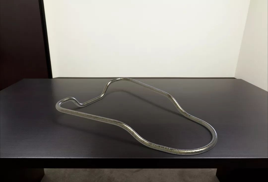 2018年12月图形汇总包含：打结的绳子、铁箍杯子、曲面五管连接