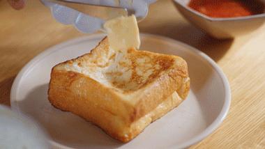 草莓漏奶华,一个没有感情的草莓吃货