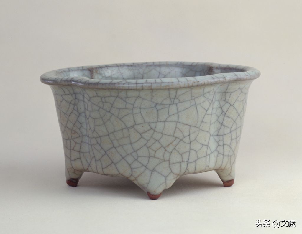 宋代五大名窑之龙泉哥窑,传世哥窑龙泉