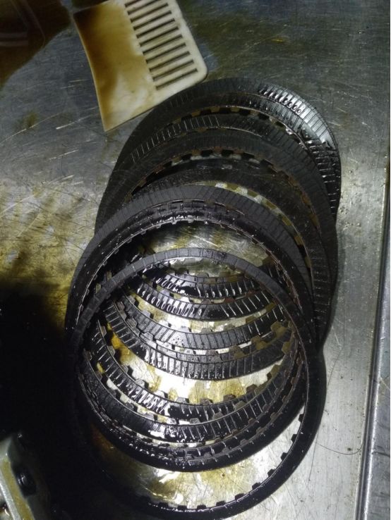 现代胜达手动挡变速箱维修,现代新胜达变速箱故障