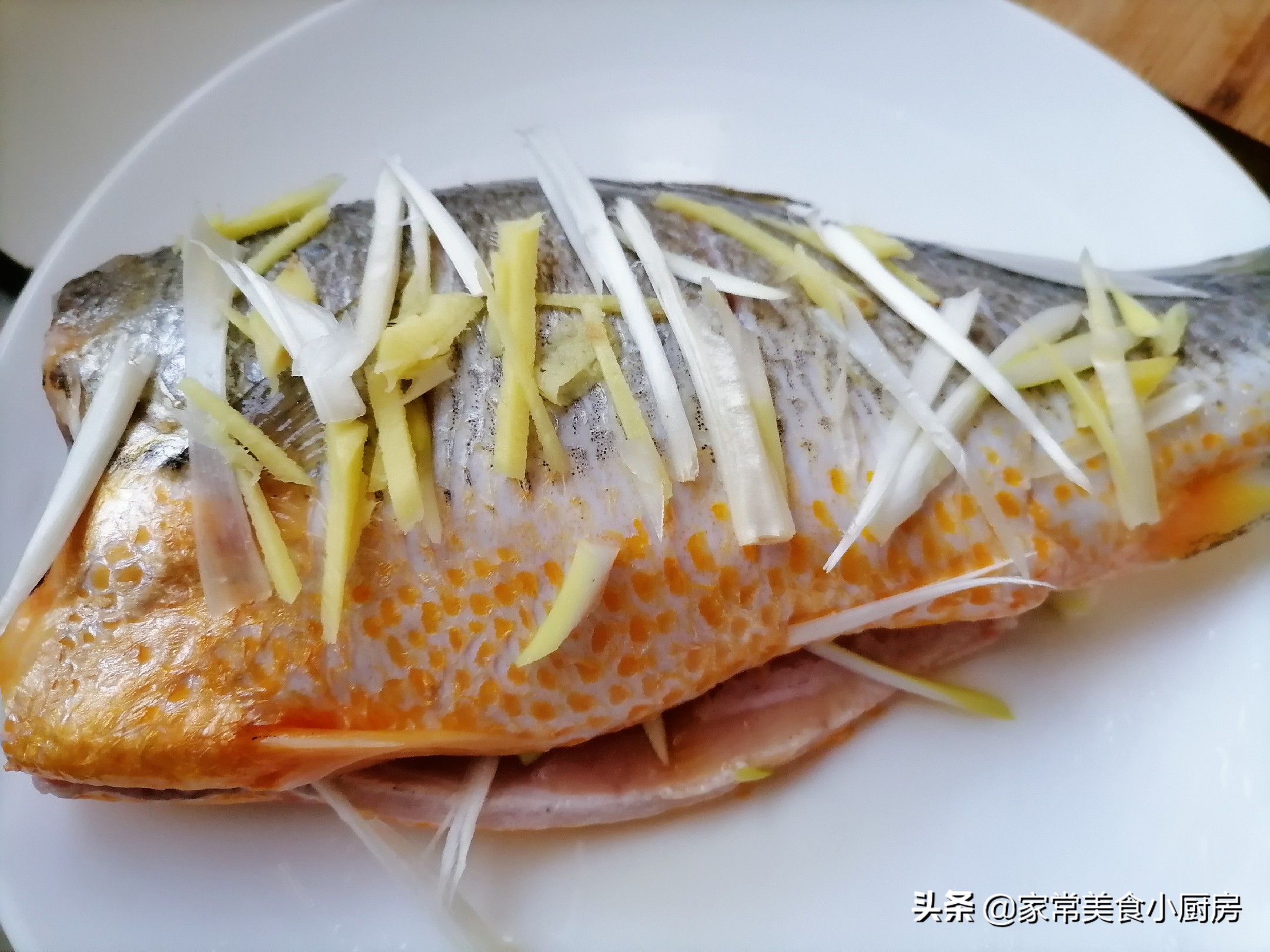 简单清蒸大黄鱼的最佳做法,清蒸大黄鱼怎么做最好吃