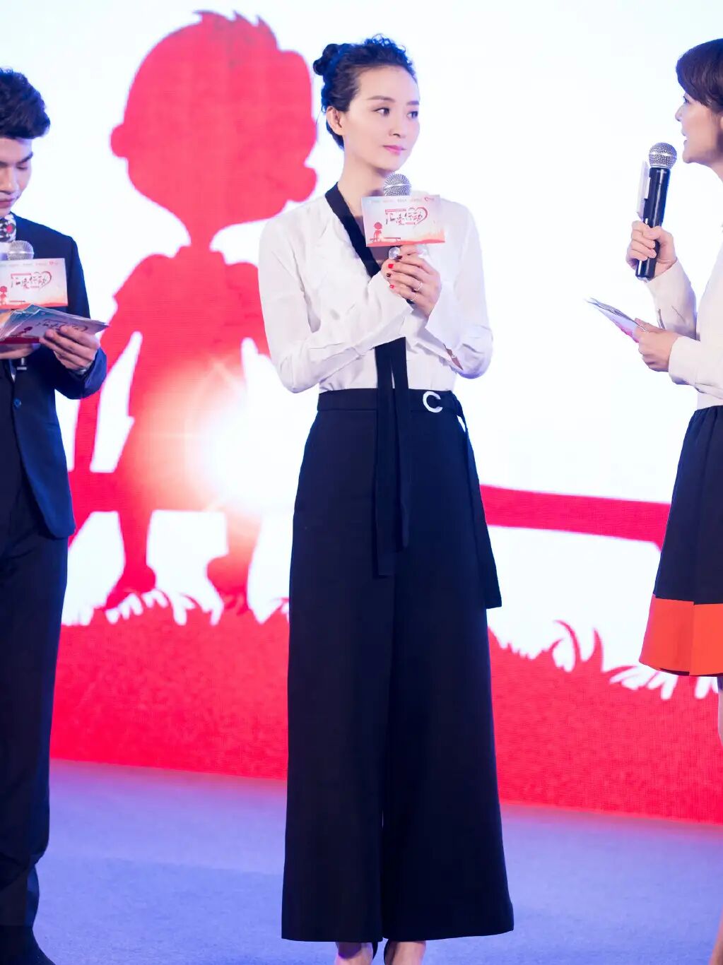 搭阔腿裤雪纺衫上衣新款时尚减龄,雪纺衫阔腿裤搭配大全