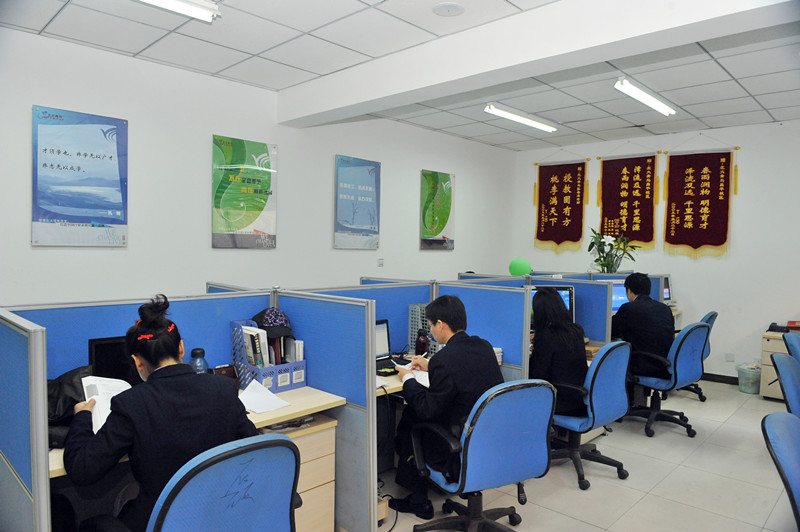 北大青鸟和蓝翔汽修哪个好,北大青鸟是国内的几流学校