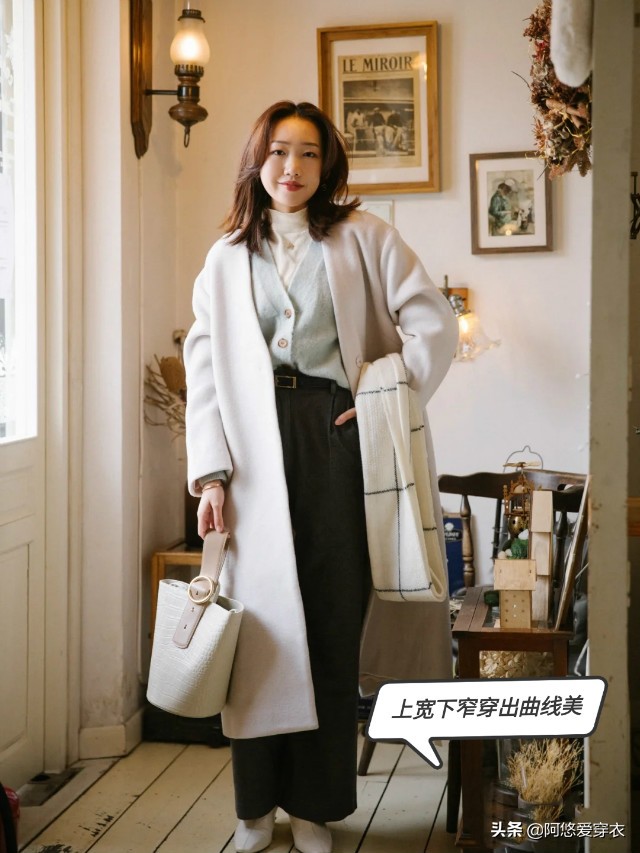 超级显瘦的长筒靴穿搭,2020最火黑色靴子怎么搭配衣服