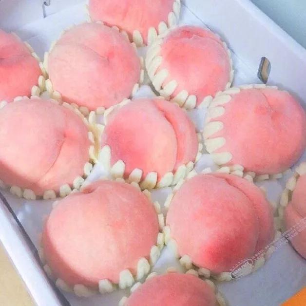 快买了这只口红来人间水蜜桃学院报道！