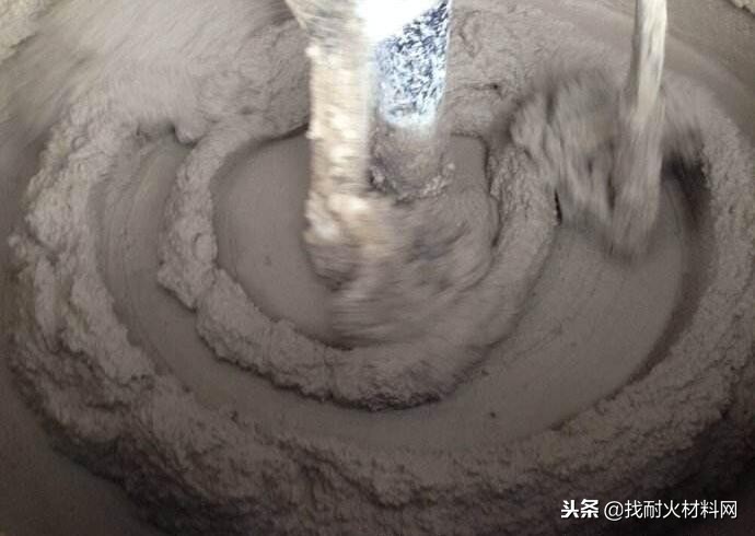 浇注料烘烤注意事项,浇注料的粉化原因