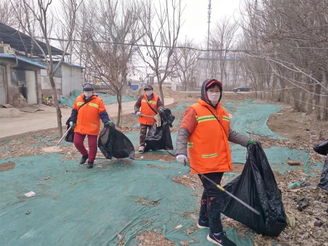 致敬巾帼战疫英雄,致敬坚守一线的巾帼英雄