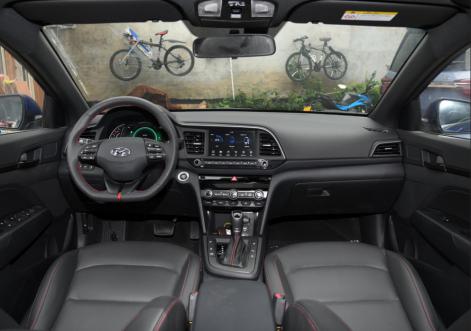 十万落地国产自动挡轿车推荐,十万出头的自动挡车口碑最好推荐