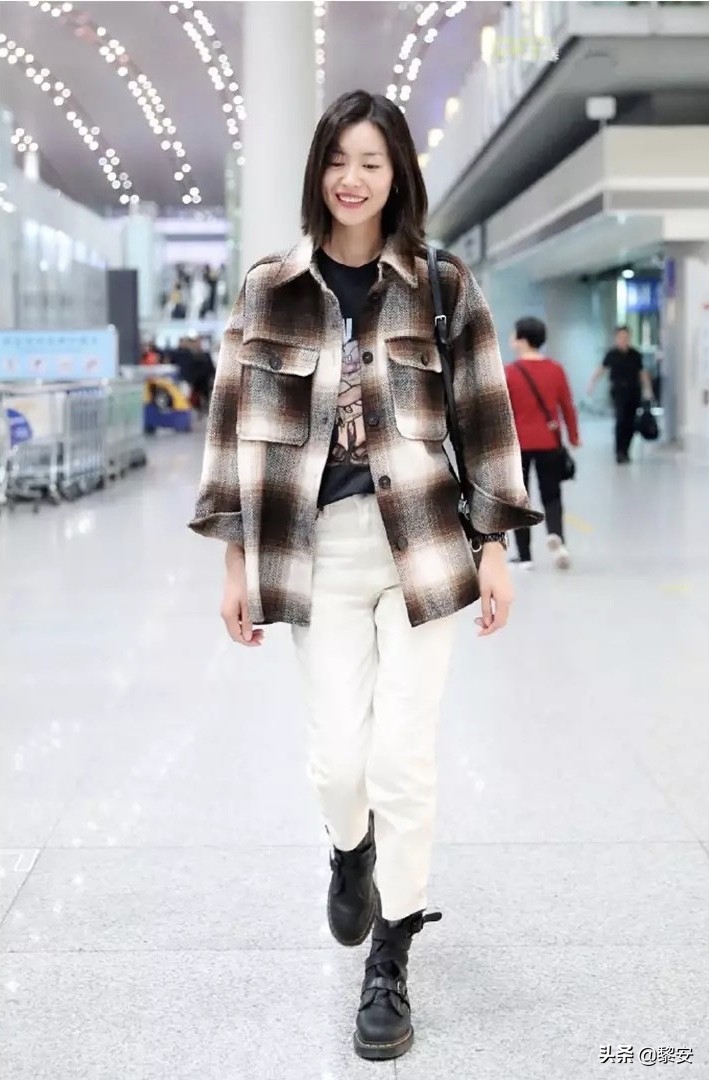 马丁靴和切尔西靴哪个更适合女生,马丁靴和切尔西靴哪个好搭配