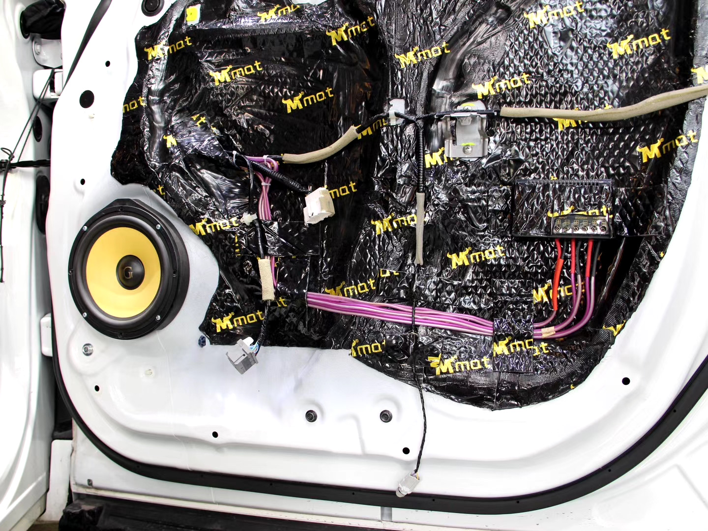 音皇汽车音响改装优惠团购,音响改装音皇