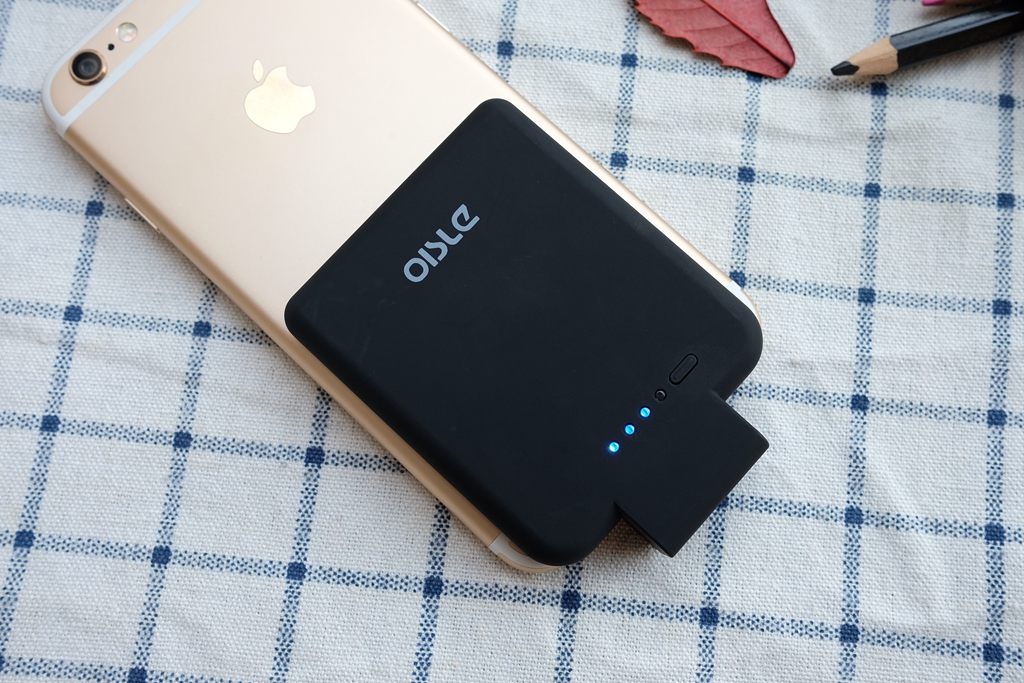 杜蕾斯超薄充电宝,一款充电宝到底有多好看