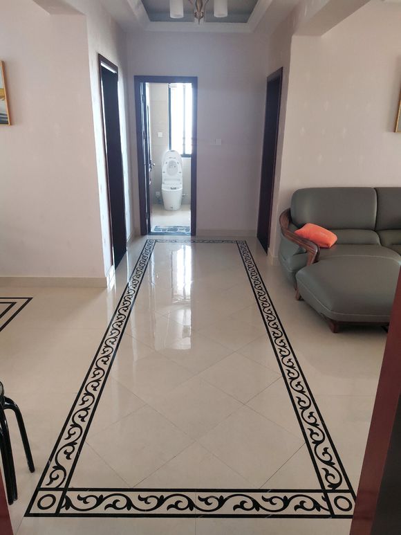 亲戚参观装修中的房子,参观亲戚家装