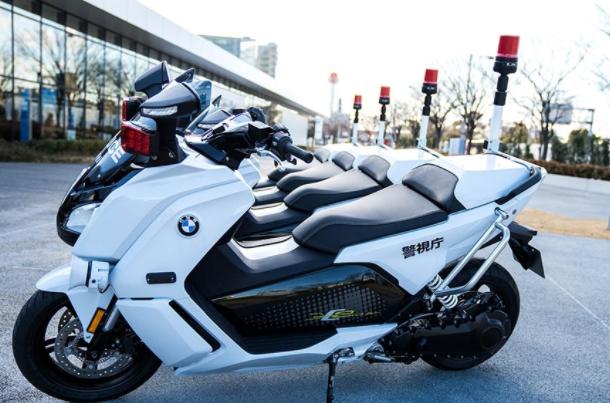 日本警用摩托视频,日本便衣警用摩托