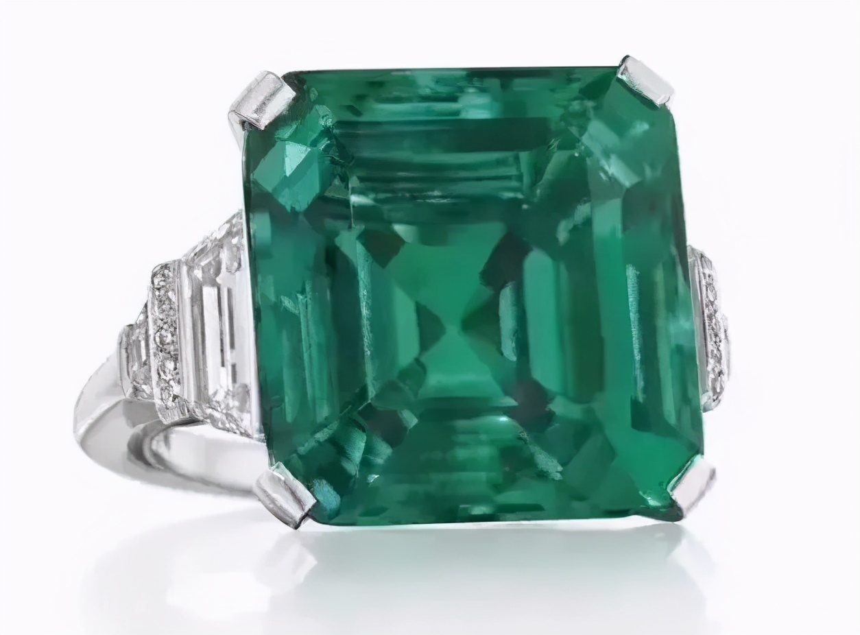 祖母绿珠宝有哪些,祖母绿高级珠宝鉴赏