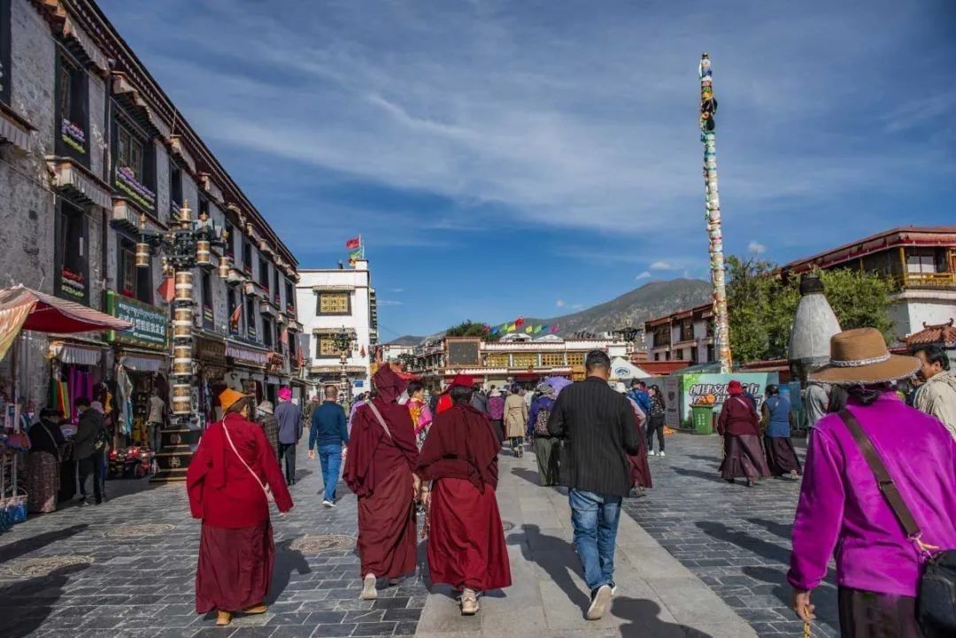 冬日的西藏才是人世间最美的天堂,西藏朝圣路上的美景