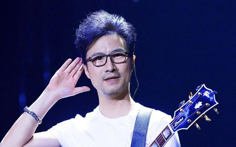 萧敬腾永不崩塌的雨神人设,萧敬腾雨神人设就没崩塌过吗