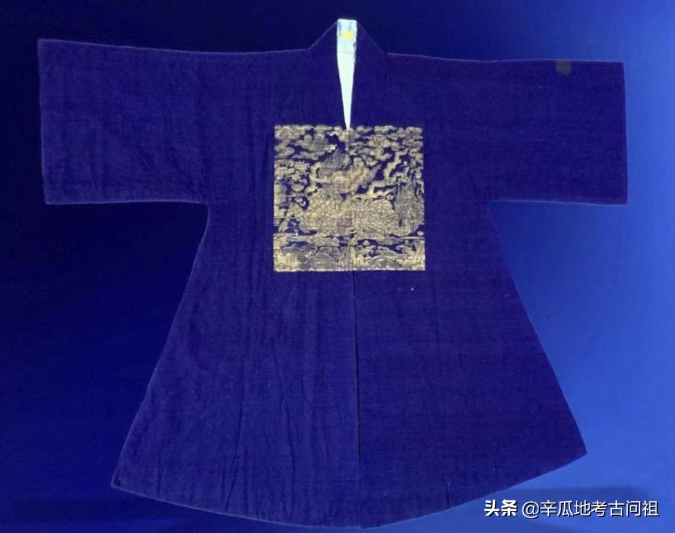 明代汉服形式特点有哪些,中国古代服饰汉服的特点有哪些