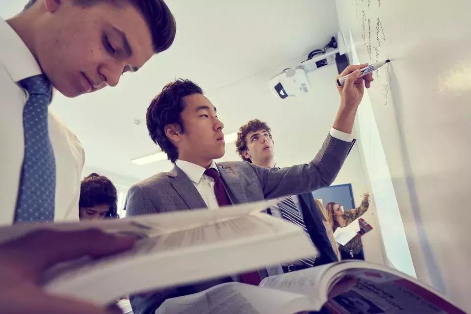 世界最贵贵族学校,世界最贵十大学校