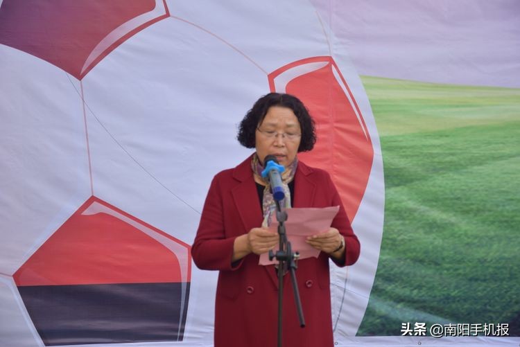 超越从足下起航下一句,2019小学校长杯足球赛