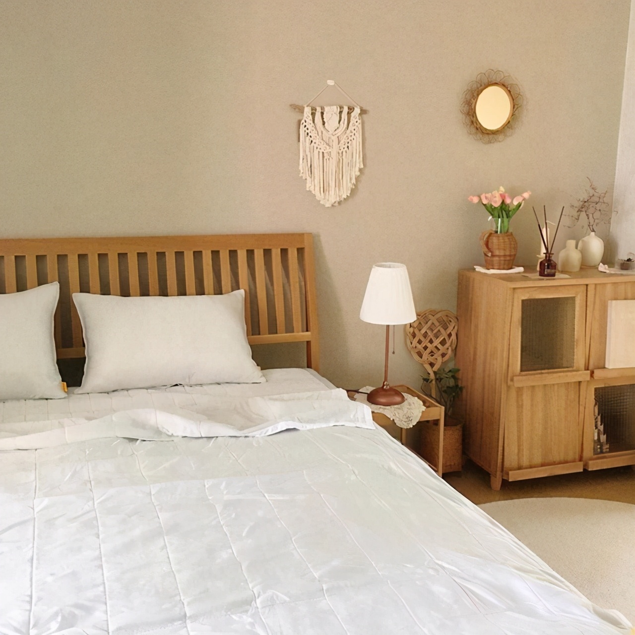 妈妈亲自布置可爱女生小屋,韩系温馨房间布置