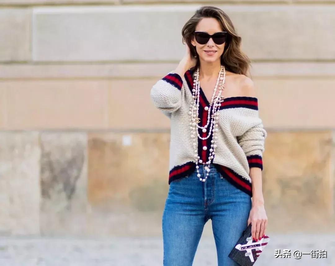 杨幂唐嫣的卫衣还可以这么穿,唐嫣最近同款衣服