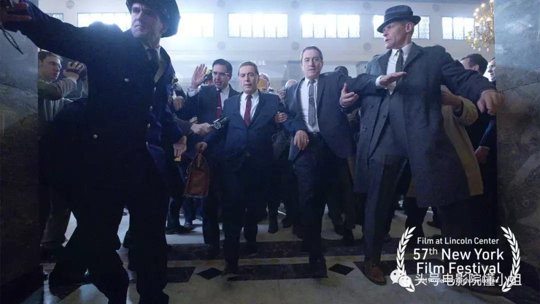 口碑火爆的小丑到底是怎样的神作,口碑炸裂的小丑是一部什么电影