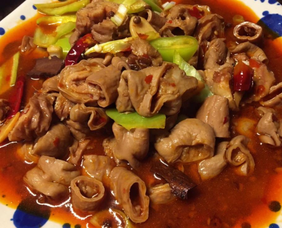 洗猪大肠要把里面的油脂去掉吗,洗猪大肠放什么醋洗得干净