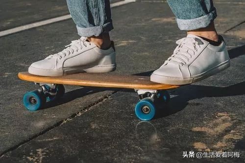 鞋带怎么穿8种漂亮的系鞋带方法,怎么系鞋带才能让鞋带系得更紧实