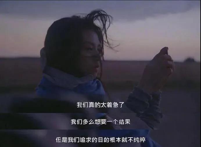 王祖贤的一生告诉我们：放不下男人，背后到底有多心酸