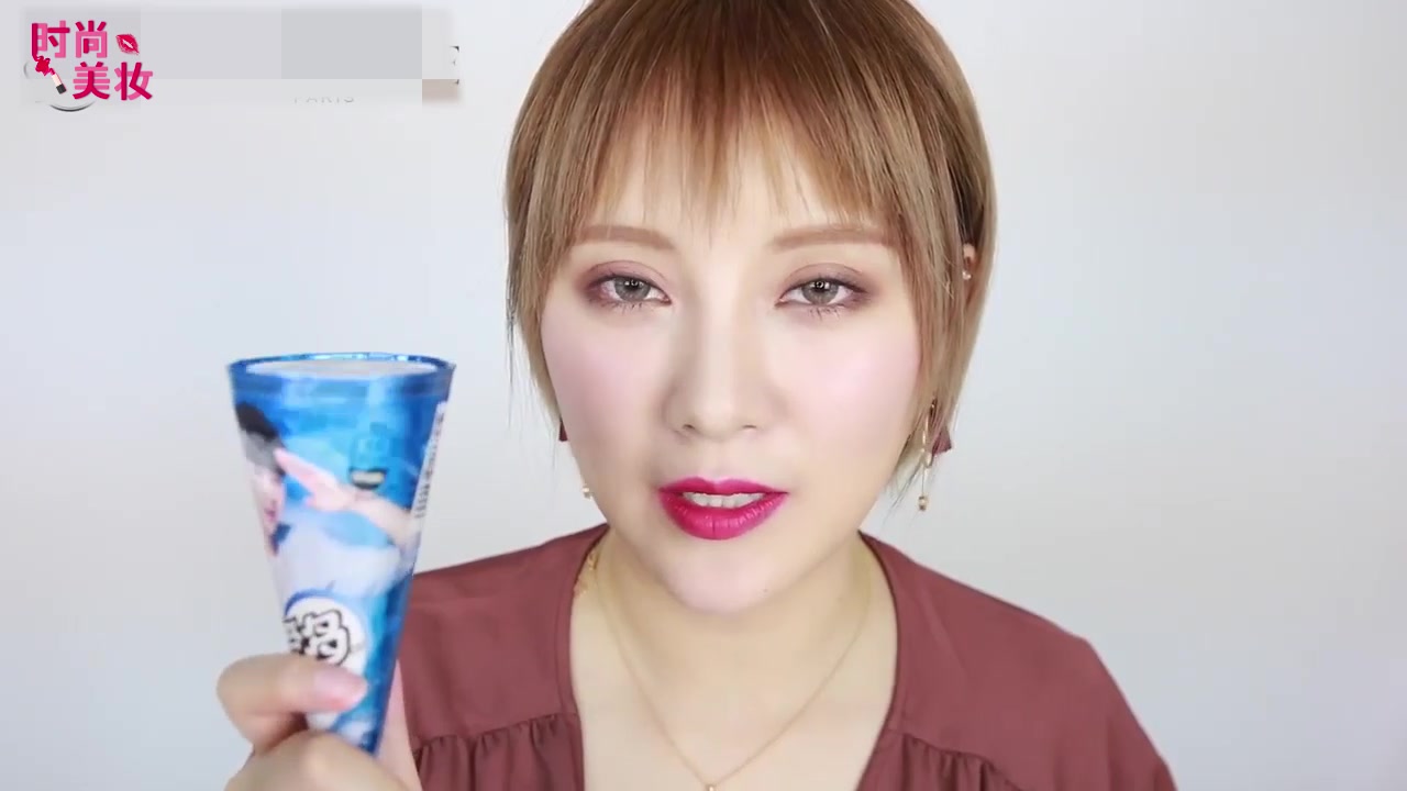 美妆教程涂唇釉,兰蔻美妆视频教程