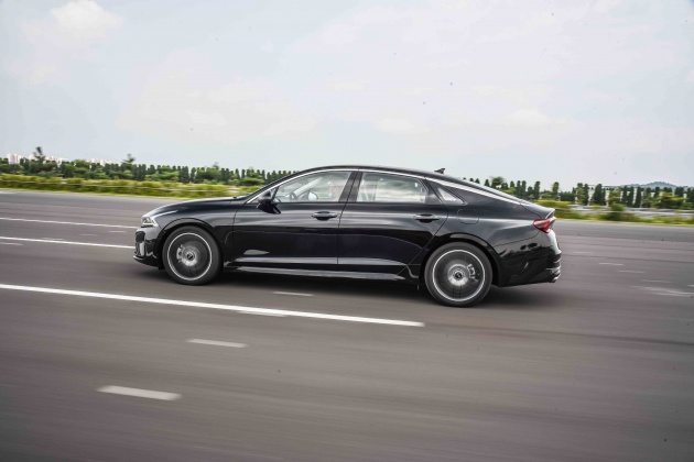 起亚k5凯酷底盘拆解视频,底盘素质