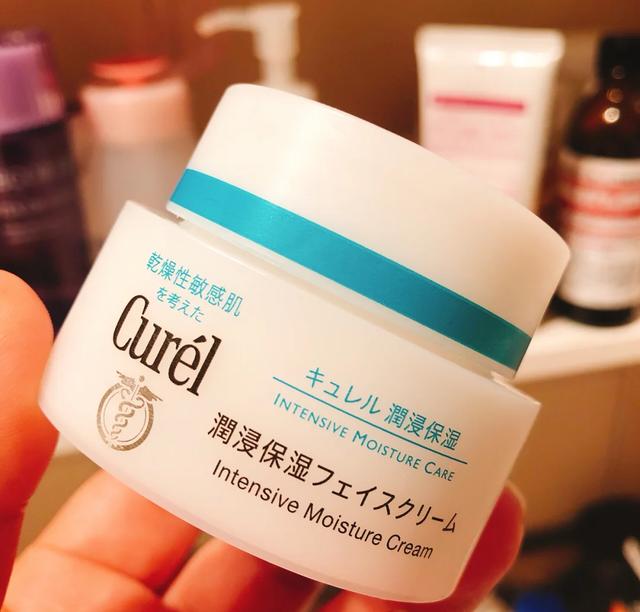 面霜保湿滋润秋冬珂润,高保湿修护面霜推荐平价