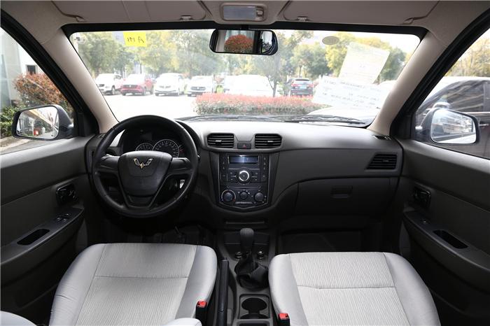 五菱宏光从老款到最新款,五菱宏光2021款改款1.5舒适版