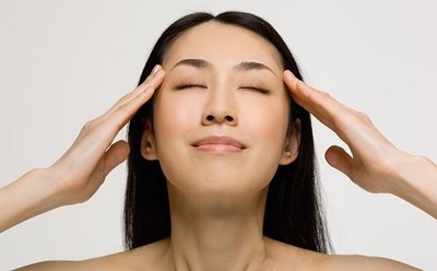 头发稀疏是毛囊坏死还是毛囊萎缩,毛囊萎缩还能长出头发吗