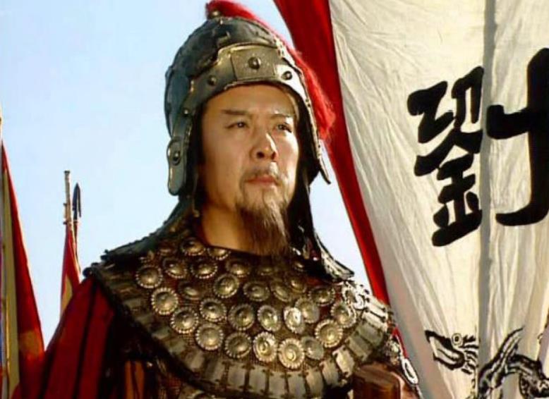 赵云为什么要重用黄忠,赵云黄忠马超封侯没